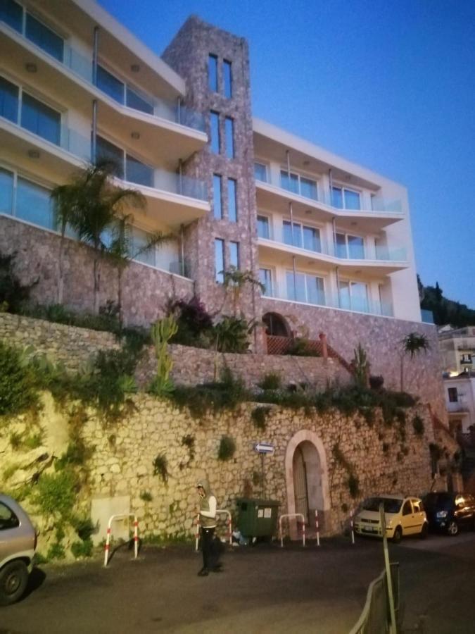 Minerva Luxury Town Center , Pool And Parking Apartman Taormina Kültér fotó