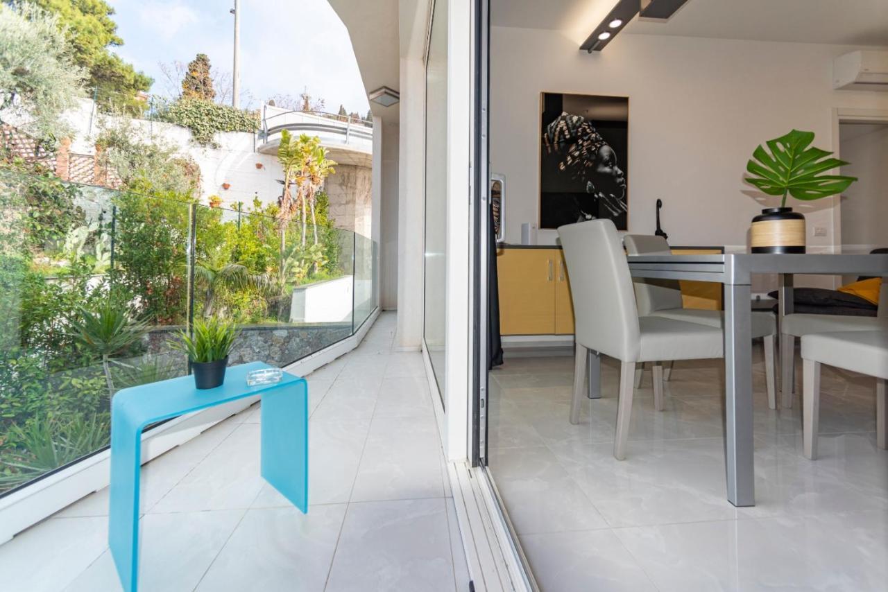 Minerva Luxury Town Center , Pool And Parking Apartman Taormina Kültér fotó